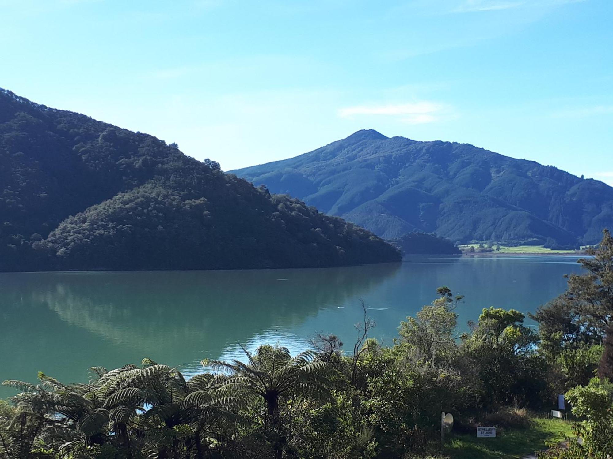 Marlborough Sounds Accommodation Havelock Exterior photo